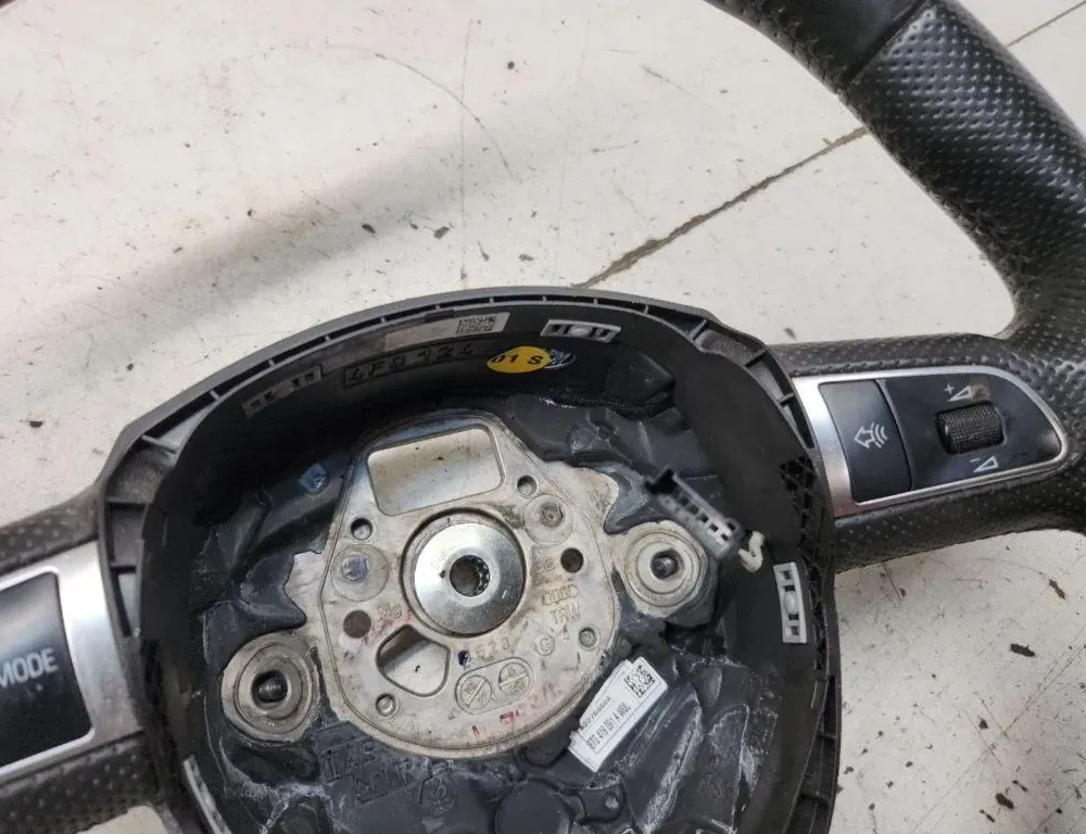 AUDI A5 8T (2007-2016) Volant 61711340B00,4F0124A 34253279