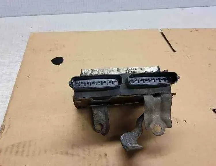 TOYOTA Corolla E120 (2000-2008) Calculateur d'unité de commande du moteur 8987120050,1310001261 32557023