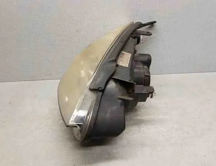 CITROËN C5 1 generation (2001-2008) Phare avant droit 89001146,73770936,89005175,9639319880,01331434 32557508