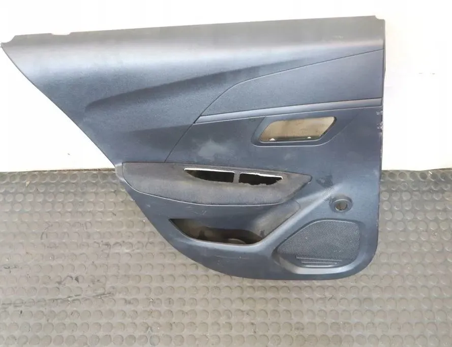 PEUGEOT 208 Peugeot 208 (2012-2015) Autres pièces de garniture 32885229