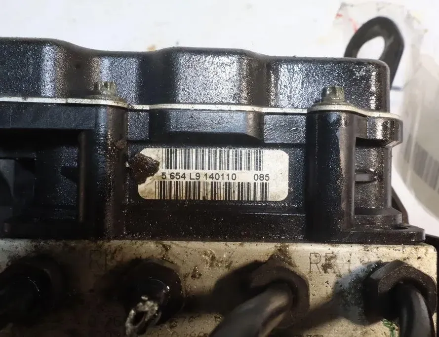 HYUNDAI i30 FD (1 generation) (2007-2012) Pompe ABS 32905221