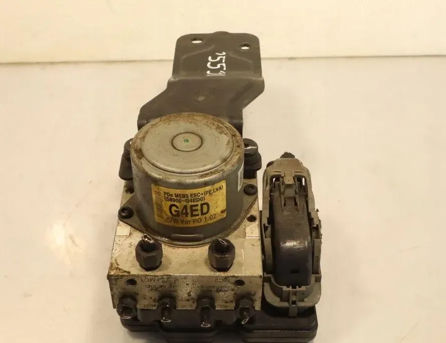 HYUNDAI i30 FD (1 generation) (2007-2012) Pompe ABS G4589-28600 32905303
