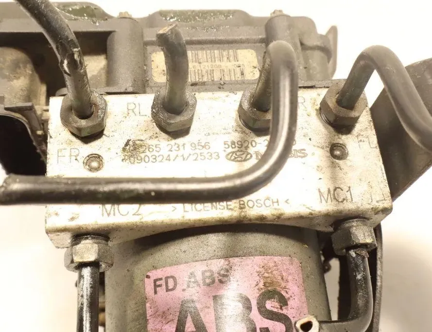 HYUNDAI i30 FD (1 generation) (2007-2012) Pompe ABS 0265231956 32906362