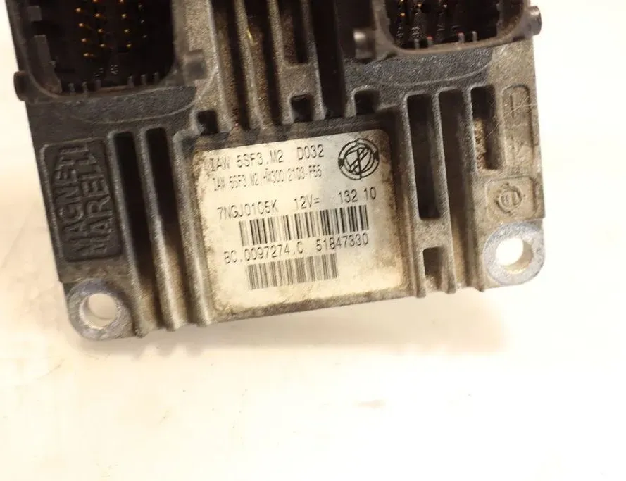 FIAT Punto 3 generation (2005-2020) Calculateur d'unité de commande du moteur 32911598