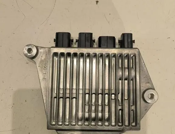 LEXUS RX 4 generation (2015-2024) Calculateur d'injecteurs de carburant 8987130040 33199296