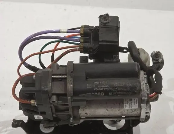 BENTLEY Bentayga 1 generation (2015-2024) Compresseur de suspension 4M0616005G 33206493