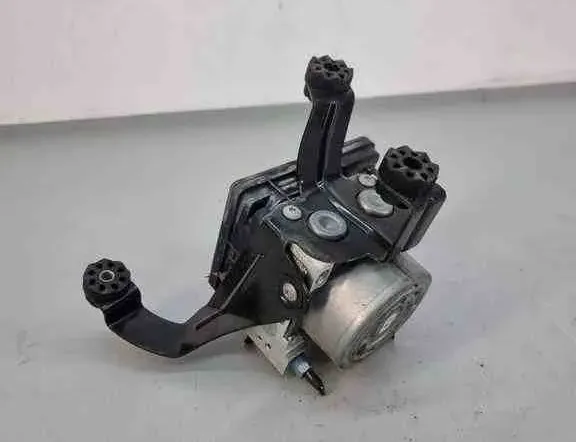 BMW 4 Series F32/F33/F36 (2013-2020) Pompe ABS 7851298 32437726