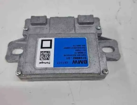 BMW 4 Series F32/F33/F36 (2013-2020) Amplificateur d'antenne du couvercle de coffre 9128982 32437730