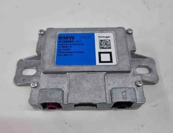 BMW 4 Series F32/F33/F36 (2013-2020) Amplificateur d'antenne du couvercle de coffre 9128982 32437730
