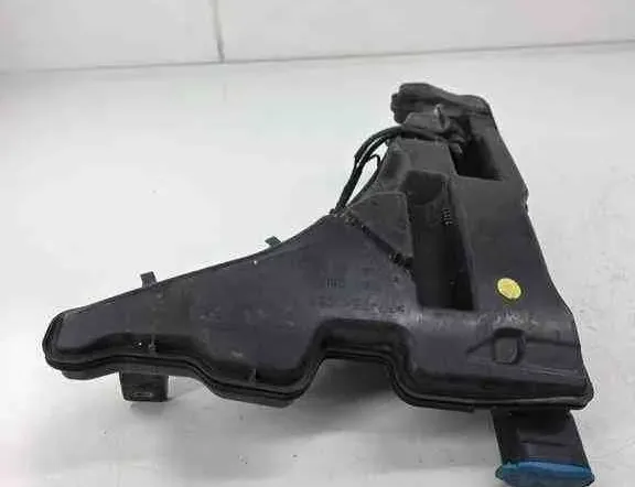 AUDI A4 B9/8W (2015-2024) Réservoir de lave-vitre 8W0955451L 32443223