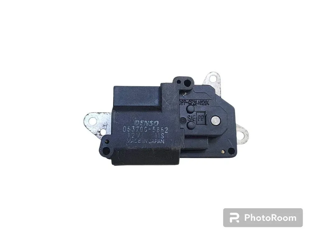 HONDA CR-V 1 generation (1995-2001) Moteur de volet d'air 0637005862 35242402