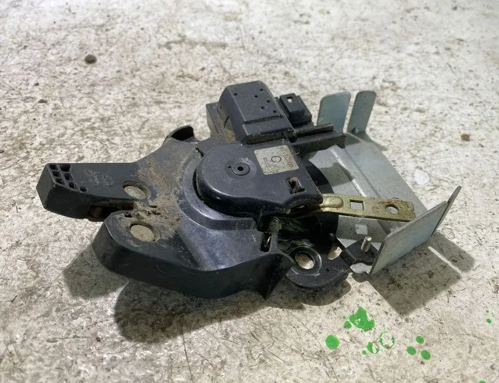 MAZDA 6 GH (2007-2013) Verrouillage du coffre du hayon 8115003 34998712