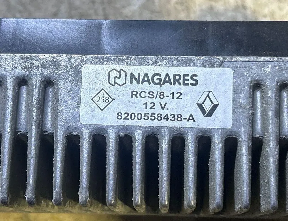 NISSAN Qashqai 2 generation (2013-2023) Bougies de préchauffage RCS812,8200558438A 35015430