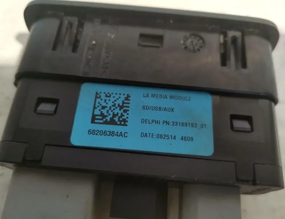 DODGE Challenger 3 generation (2008-2024) USB 68206384AC 35011753