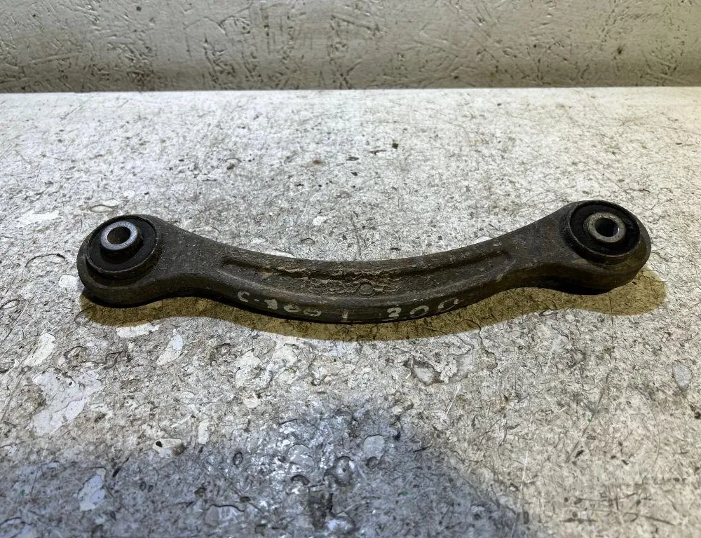 CHRYSLER 300C 1 generation (2005-2011) Bras arrière droit 35005750
