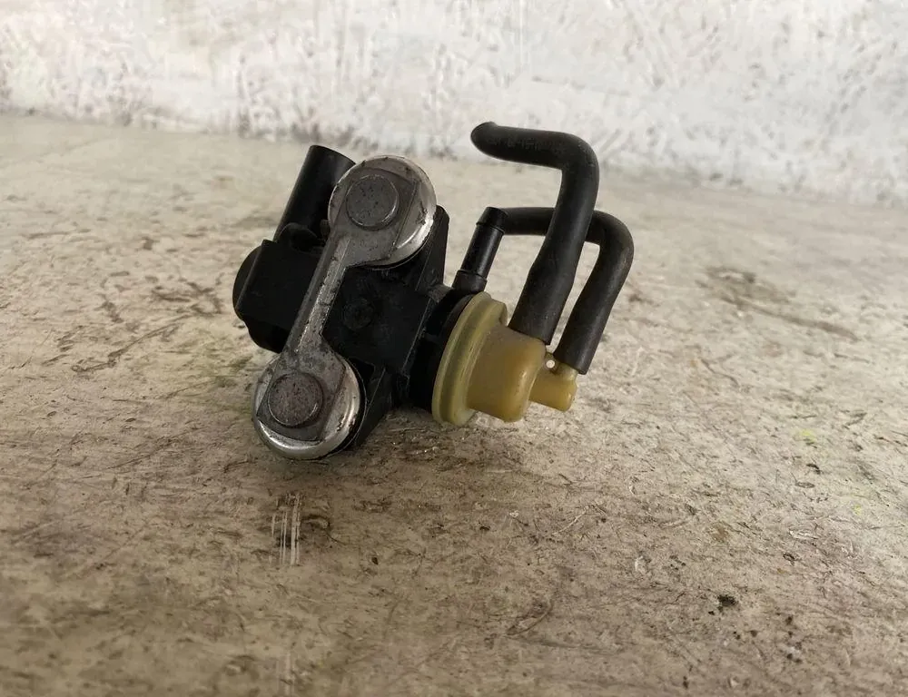 VOLKSWAGEN Golf 6 generation (2008-2015) Électrovanne 510902957,4011464A,1K0906627B 35012125