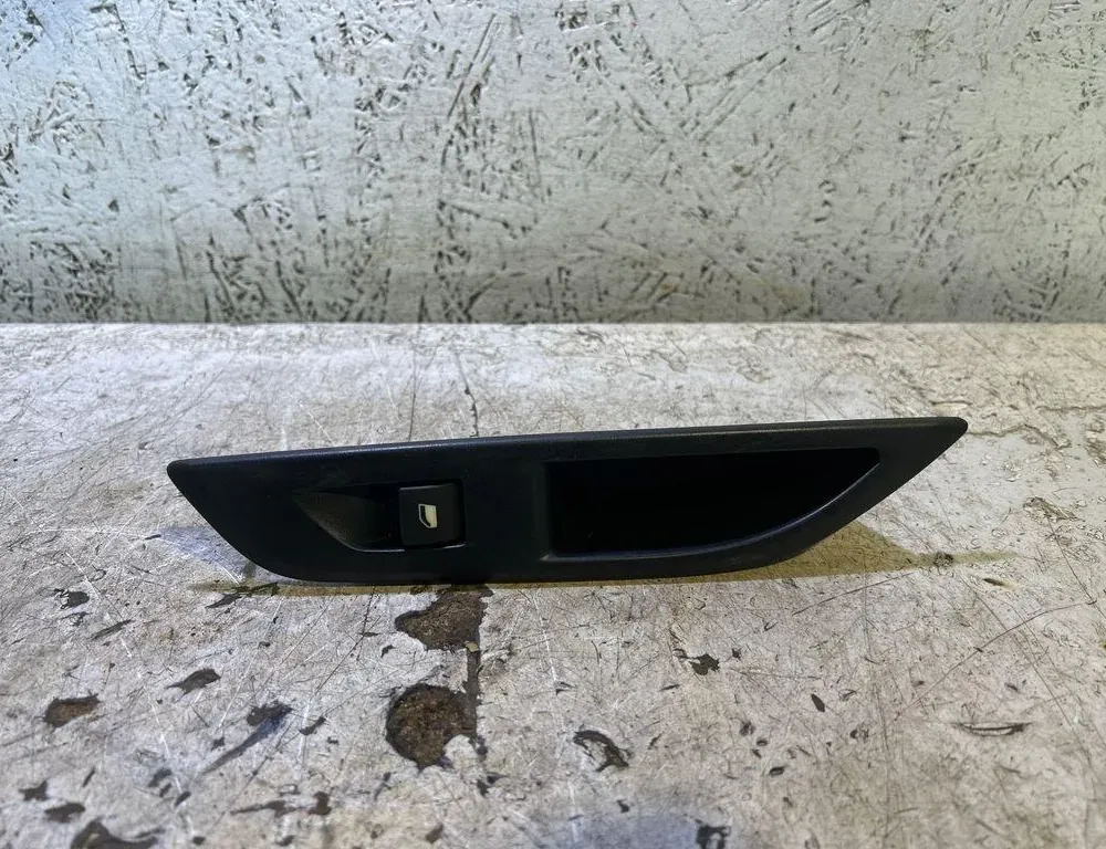 PEUGEOT 208 2 generation (2019-2023) Commutateur de commande de vitre de porte arrière droite 98044803ZD 35038603