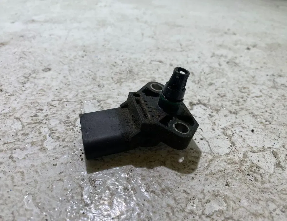 AUDI A4 B7/8E (2004-2008) Capteur de carte 0281002401,130819T0304C 35027458