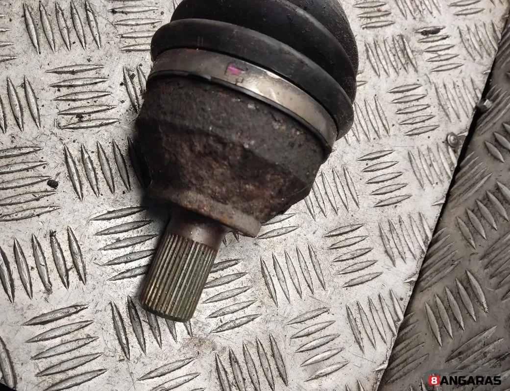 VOLVO V50 1 generation (2003-2012) Arbre de transmission avant droit t080416 34497091