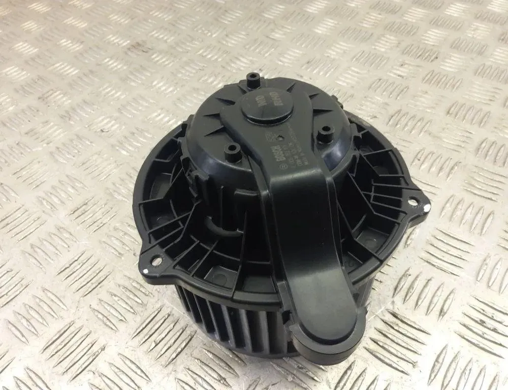 HYUNDAI i30 GD (2 generation) (2012-2017) Chauffage intérieur F00S3B2476 30987941