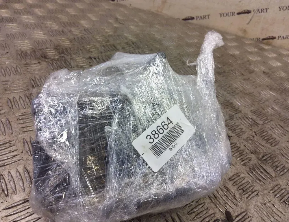 HYUNDAI ix35 1 generation (2009-2015) Étrier de frein avant gauche 33219108