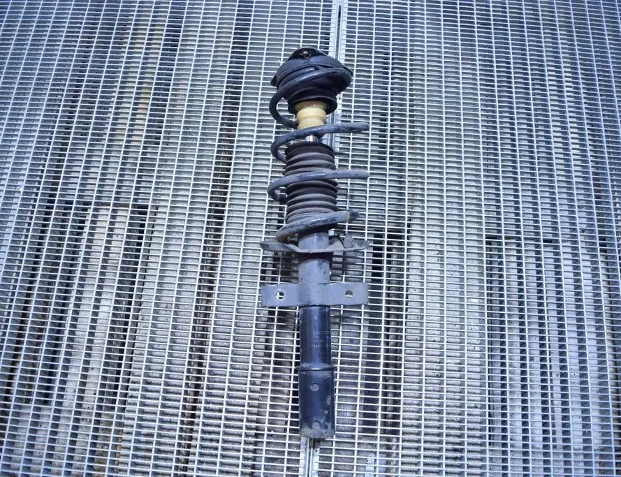 RENAULT Clio 4 generation (2012-2020) Amortisseur Avant Droit 543022511R 33221212