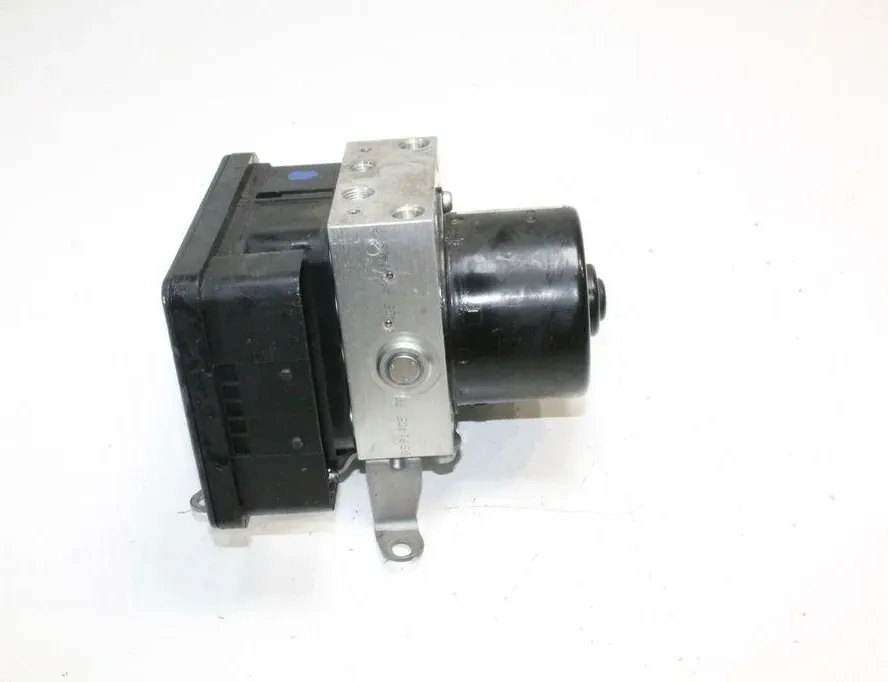 BMW 3 Series E90/E91/E92/E93 (2004-2013) Pompe ABS 6784763 33482718