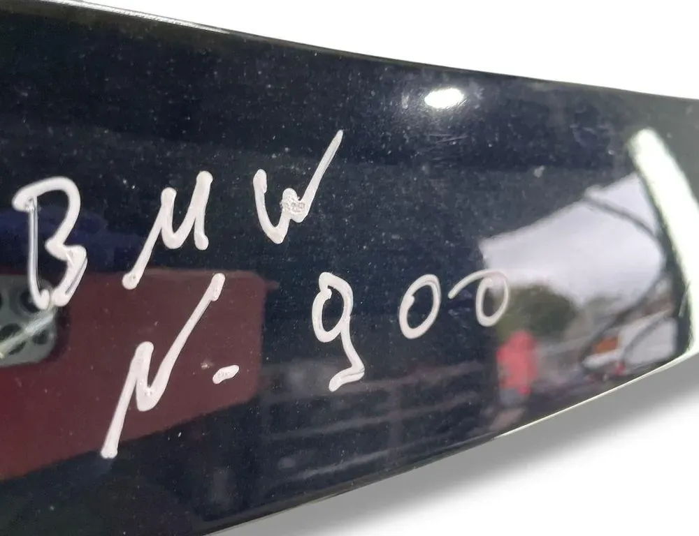 BMW 5 Series E60/E61 (2003-2010) Becquet de vitre arrière AU093 35690996