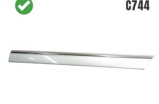 MERCEDES-BENZ C-Class W203/S203/CL203 (2000-2008) Moulure de porte arrière gauche A2036905162 32865502