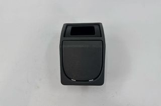 MERCEDES-BENZ M-Class W163 (1997-2005) Porte-gobelet A1636800214 32936700