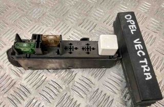 OPEL Vectra C (2002-2005) Boîte à fusibles PA6GF10GB20 32028161