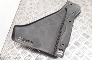 BMW 5 Series F10/F11 (2009-2017) Garniture de capot d'essuie-glace avant 5171726977 32971991