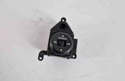HYUNDAI ix35 1 generation (2009-2015) Commutateur de réglage du miroir 32060451