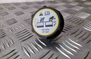 FORD Focus 3 generation (2011-2020) Autres pièces du compartiment moteur 3M5H8100AD 25147714