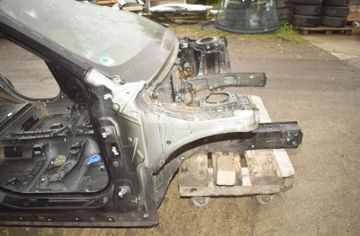 BMW X1 F48/F49 (2015-2023) Panneau de custode avant droit 32810238