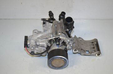 BMW 2 Series Active Tourer U06 (2021-2023) Pompe à eau 8471945, 11518471945, 11518490651 32840575