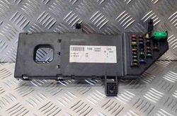 OPEL Vectra C (2002-2005) Boîte à fusibles 13165970 31081431