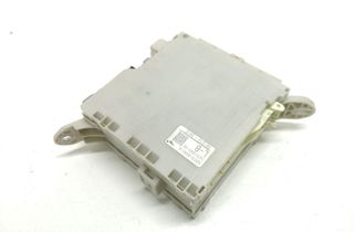 LEXUS LS 4 generation (2006-2020) Boîte à fusibles 8267050091A 32833331