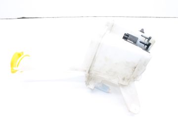 TOYOTA Yaris 3 generation (2010-2019) Réservoir de lave-vitre 32963669
