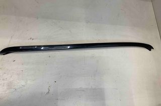 BMW X5 E70 (2006-2013) Garniture verticale gauche du pare-brise 32824421