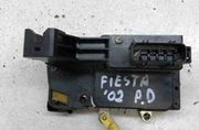 FORD Fiesta 5 generation (2001-2010) Serrure de porte avant droite 30587298