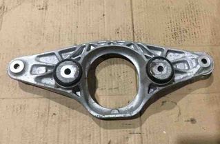 BMW M5 F10 (2011-2016) Support de différentiel arrière 2284474 20219493