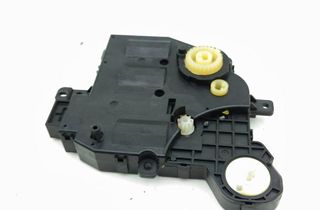 LEXUS RX 4 generation (2015-2024) Actionneur de moteur de volet de chauffage intérieur 0638009004 32968952