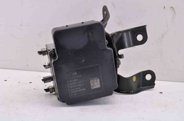 TOYOTA Yaris 3 generation (2010-2019) Pompe ABS 895410D170 25256331