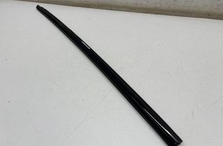 PORSCHE Taycan 1 generation (2019-2023) Moulure de fenêtre de porte arrière gauche 9J1839475E 32930833