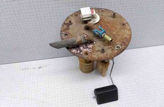 MITSUBISHI Space Wagon 3 generation (1998-2004) Capteur de température de carburant 32499498