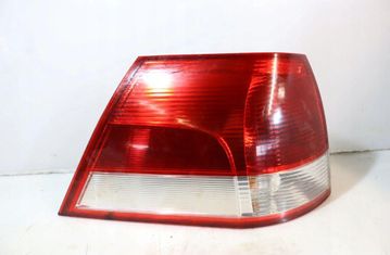 OPEL Vectra C (2002-2005) Feu arrière gauche 32888114