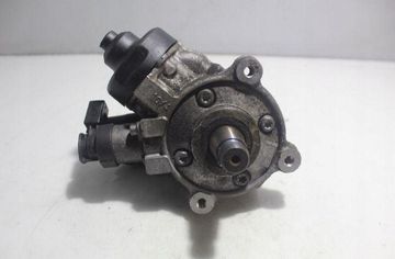 VOLKSWAGEN Touran 3 generation (2015-2023) Pompe à carburant 0445010538 32923797