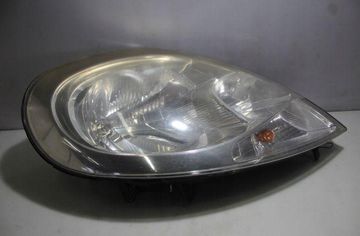 RENAULT Trafic 2 generation (2001-2015) Phare avant droit 32928133