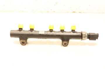 CITROËN C4 2 generation (2010-2024) Rampe de carburant 32942651